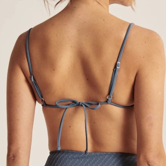 {Abercrombie & Fitch} Brand New Skinny Strap Bikini Top - Picture 4 of 13